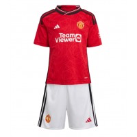 Camisa de time de futebol Manchester United Casemiro #18 Replicas 1º Equipamento Infantil 2023-24 Manga Curta (+ Calças curtas)